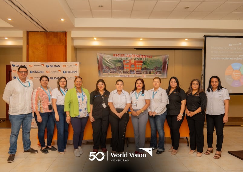World Vision Honduras y Gildan - Educación y Transformación de la Niñez 1